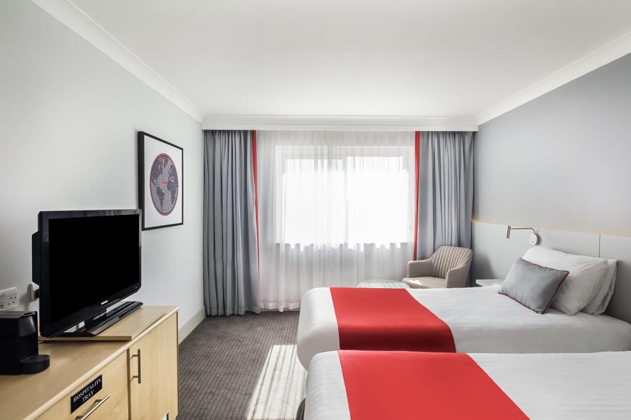 Отель Oyo Flagship London Finchley Экстерьер фото