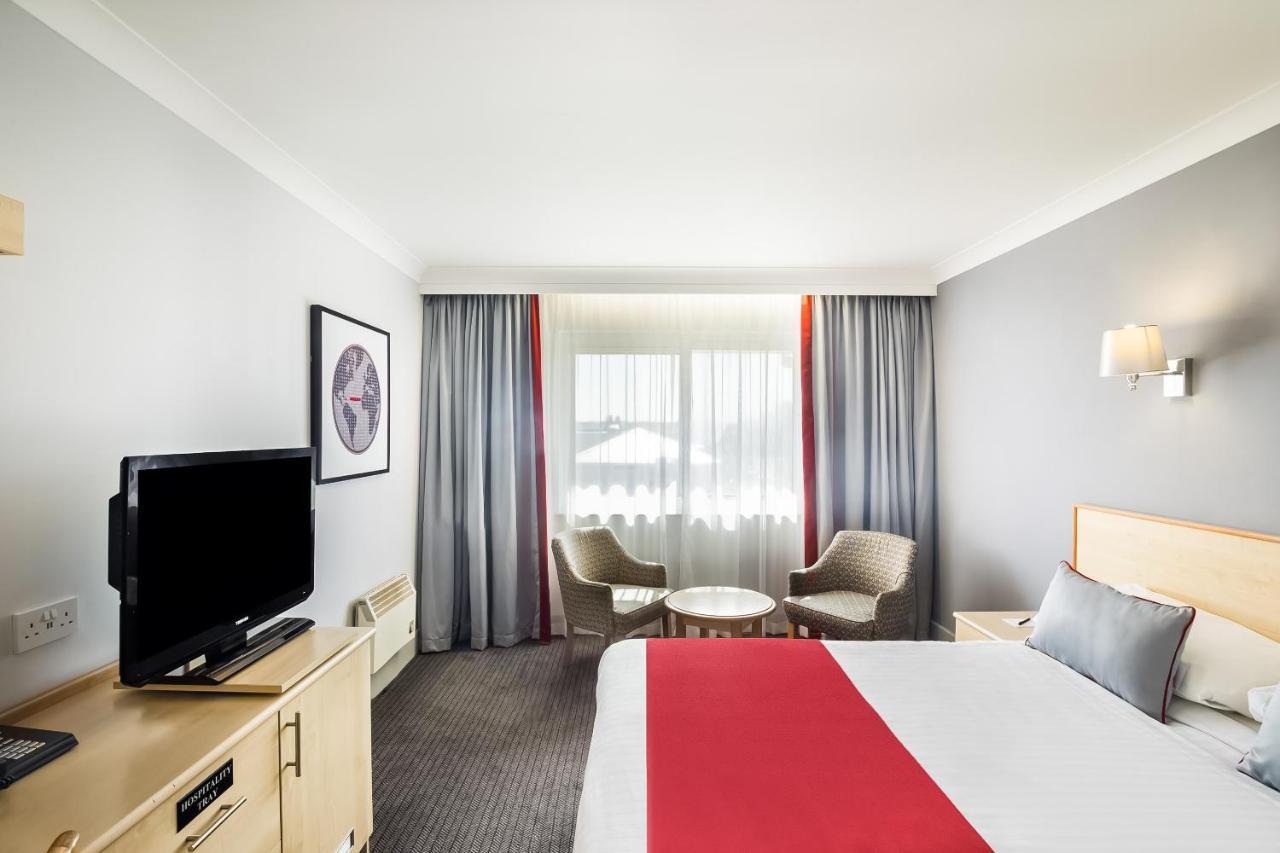 Отель Oyo Flagship London Finchley Экстерьер фото