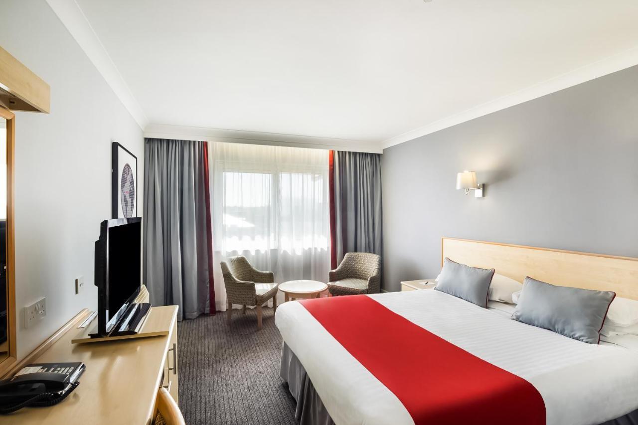 Отель Oyo Flagship London Finchley Экстерьер фото