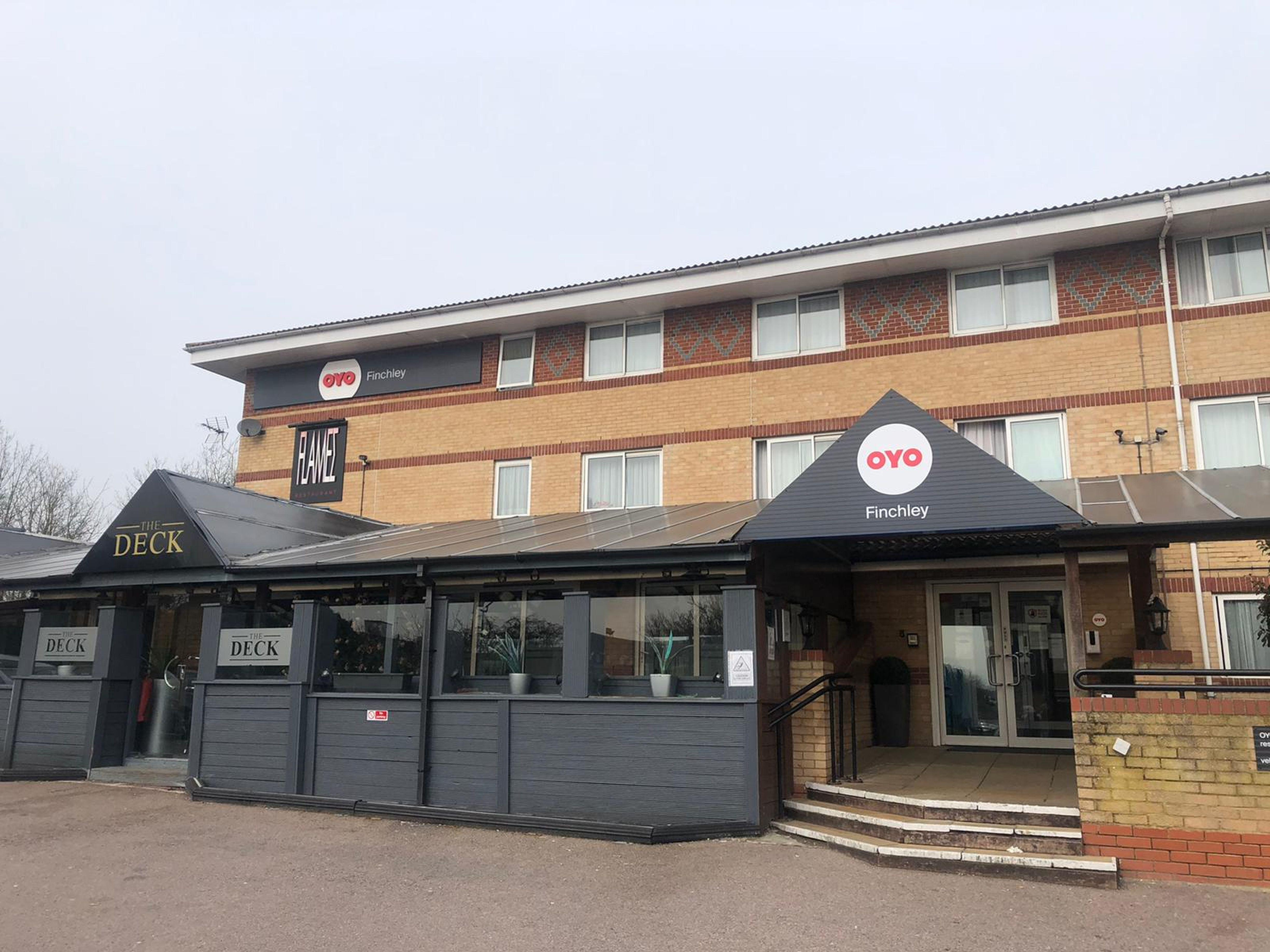 Отель Oyo Flagship London Finchley Экстерьер фото