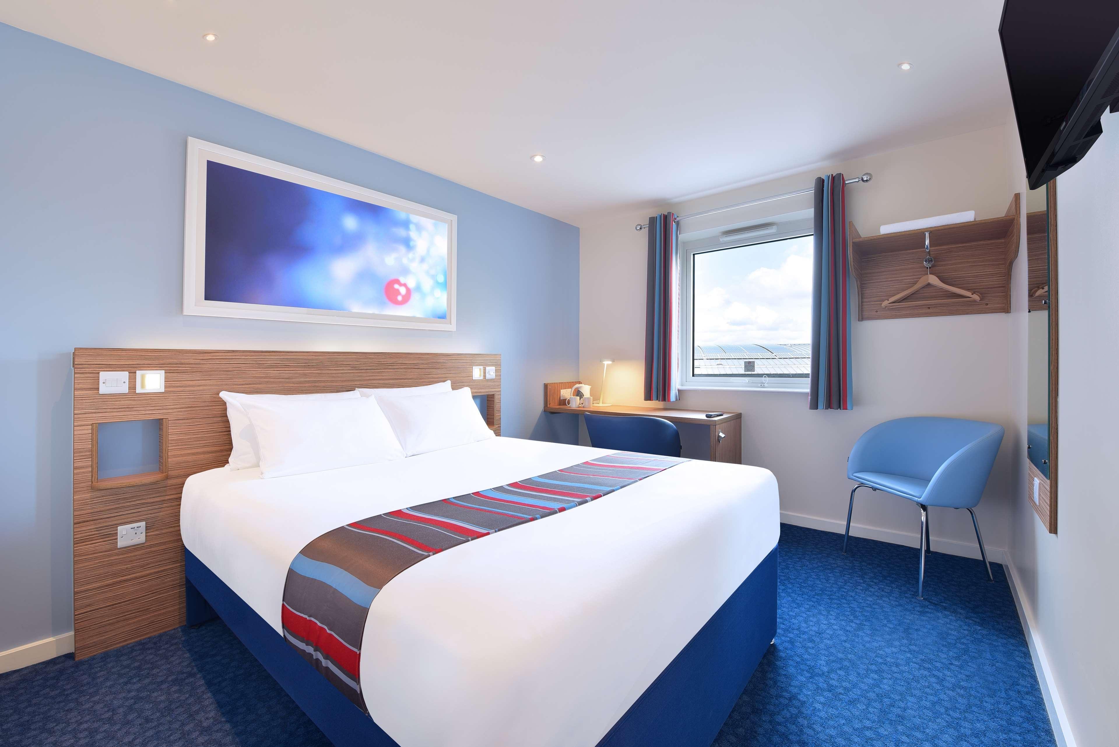 Отель Oyo Flagship London Finchley Экстерьер фото